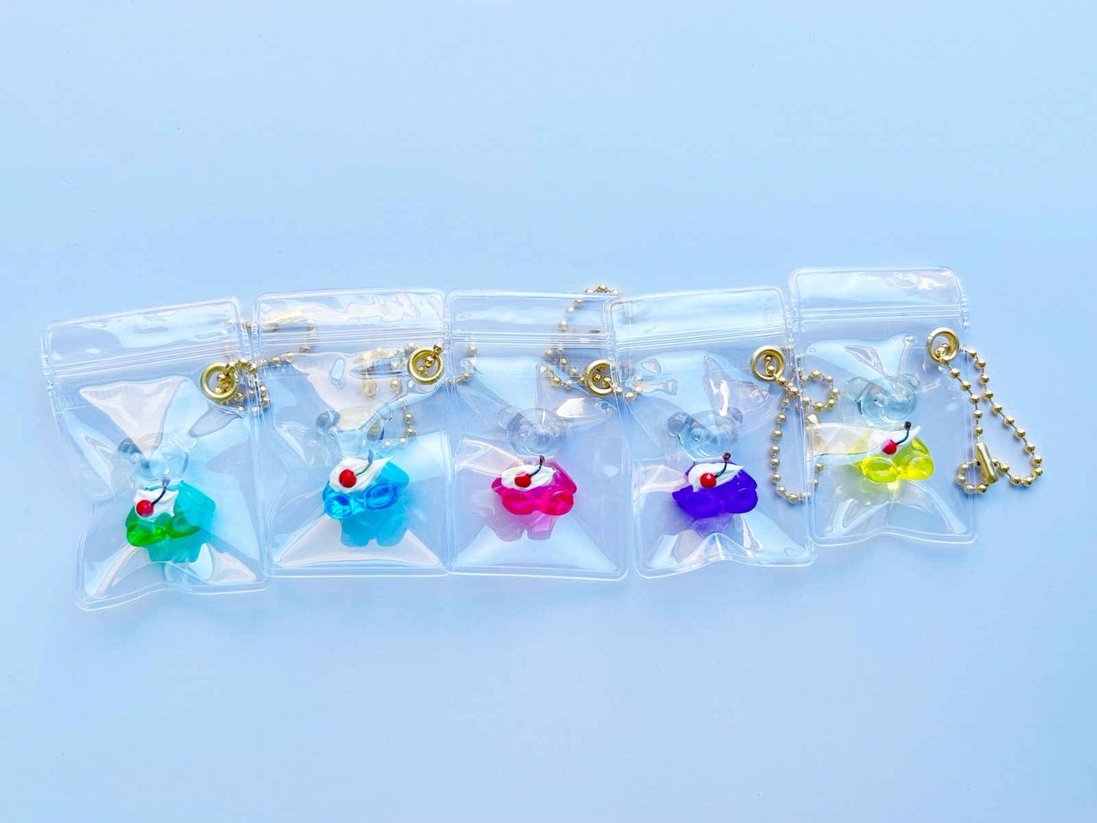 クリームソーダキーホルダー ブルー柄 122405 [M便 1&frasl;10 紫陽花のくまさんクリームソーダキーホルダー