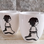 B級品 モノクロイラストマグ(防波堤の男性)