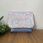 ナプキンも隠せる移動ポケット！リバティ　12㎝ファスナーポケットあり　マチあり　