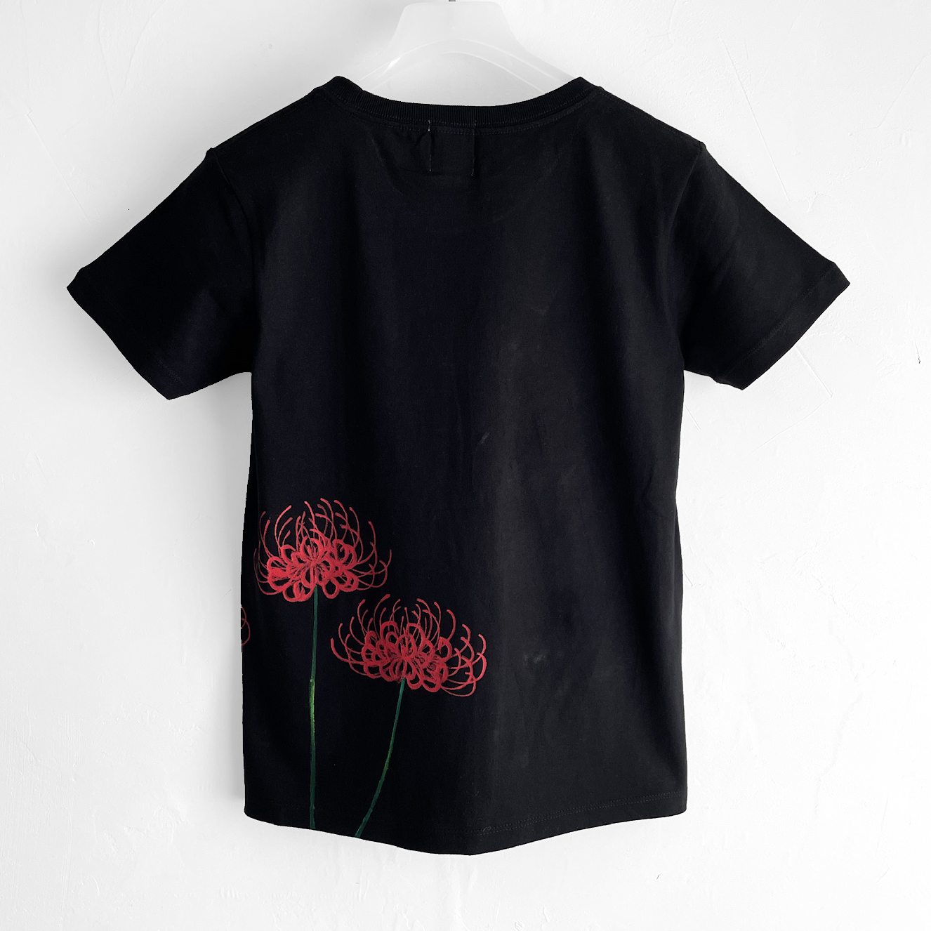ブラック Tシャツ ASK YOURSELF 花柄 桜柄メンズTシャツ ブラック 手描きで描いた桜の花のTシャツ 和