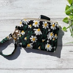 刺繍　お花　ブラック　スマートキー　キーポーチ　キーケース