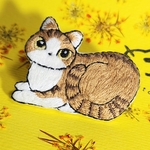 まったりねこ刺繍ブローチ