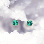 エメラルド3mmスタッドピアス　～Esmeralda