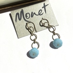 0977 VINTAGE MONET 樹脂ビーズヴィンテージ　ピアス　アンティーク  クラシカル　クリップ　　カジュアル　入学　卒業　シルバー　レトロ　モネブランド ブランド　アクセサリー　ゆらゆら