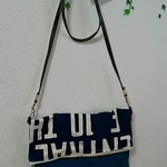ショルダーバッグ(英字)