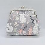 再販🐰うさぎ🐰グレー🩶角型👛がま口👛ポーチ👛チャーム付き💕