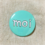 moiバッジ