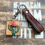 サボちゃんキーホルダー　ヌメ革本革レザー　サボテン🌵cactus