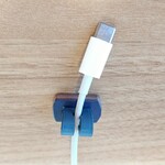 スマホ充電器のケーブルホルダー『チョイガケ』