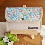 sunno様ご予約品♪リネンとブルーフラワーの母子手帳ケース☆