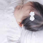 🤍お花のヘアクリップ White/ベビーヘアクリップ キッズヘアクリップ お花 ヘアクリップ  誕生日 お祝い 出産祝い プレゼント プチギフト 赤ちゃんヘアクリップ