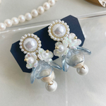 青色の花びらドレス/ブルーアクセサリー/透明感/大人可愛いお上品なピアス,イヤリング,金アレ