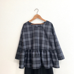 LADY'S★ウールブリティッシュタータンチェックのペプラムトップス