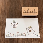 丸い小花と葉っぱのシンプル模様　はんこ スタンプ 北欧風