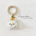 🍊 tangerine cat 《 WHITE/GOLD 》✵ みかん猫のカラビナキーホルダー ・ バックチャーム   鏡餅 ブリティッシュショートヘア 