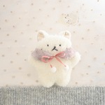 ゆきんこベビねこちゃん（ティペット付き、ぬいぐるみ素材ホワイト）