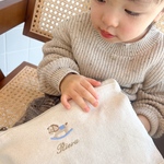 【フラットポーチM】かわいいモチーフとお名前刺繍入り オムツポーチ 母子手帳ケース　化粧ポーチ