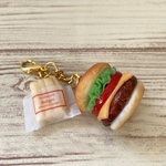 ミニチュアフード  チーズバーガーとポテトチャーム