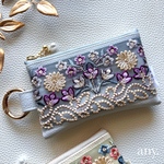 new✨インド刺繍リボンポーチ パープルフラワー🌿ブルーグレー✨カードケース💳 フェイクレザー カラビナポーチ　贈り物♡ご自分へのご褒美に♡