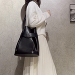 今だけ値下げ新作割★Louis Vuitton エピ　ショルダーバッグ ルイヴィトン 本革shoulder bag アンティーク　ヴィンテージ　ハンドバッグ　ショルダーバッグ