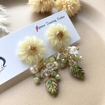天然石のflowerピアス [ﾕﾆｶｲﾄ]
