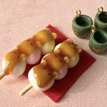 白田さん達の3色もちもちみたらし団子🍡キーホルダー
