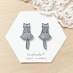 揺れるしっぽの猫ピアス　ロシアンブルー
