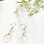 ダブルスクエア&パールピアス