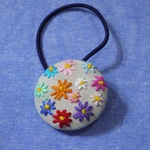 ✾お花畑✾刺繍ヘアゴム《くるみボタン》再販