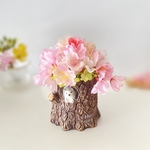 はりねずみさんのおうちでお花見 🌸 桜たっぷり切り株アレンジ 🌸 ハリネズミさんの春色オブジェ🦔