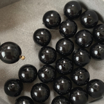 8pcs oriental red oval glass beads
