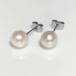 一粒 あこや真珠 パール スタッドピアス シェルピアス 綺麗 8mm サイズ K18