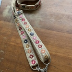 インド刺繍リボンショルダーベルト ベージュのオーガンジーにお花が可愛いタイプ