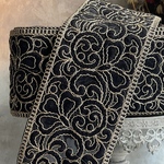 [☆実物のお色味と違う場合があります] インド刺繍リボン　花　インド刺繍　スパンコール　刺繍リボン　リボン　りぼん　※10月8日よりゆうパケットにて発送
