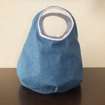 ブルーデニムのトート