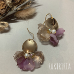 RUKIRIRIA #755 ゴールド×ピンク花びらピアス  大ぶりピアス 大ぶりイヤリング 