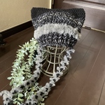 ☆ストラップ、ファー付猫耳ニット帽☆ブラック×グレーファー