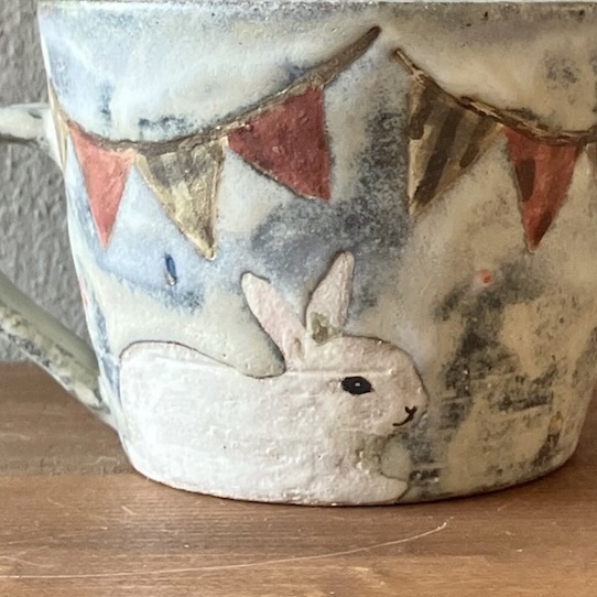 Acne Pottery Studio 森安幸代さんの器 馬とうさぎのマグカップ