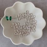 50pcs ドーナツ ガラスビーズ  ミニビーズ シルバー CCB