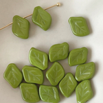 6pcs リーフ チェコビーズ 抹茶グリーン leaf 葉