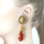 【SALE❤️】ビンテージ風アクリルパーツ大ぶりゆらゆらイヤリング（べっ甲＆ゴールド）