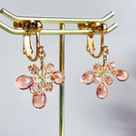 春のピアス 桜ピンク の ガラス ワイヤー ピアス  イヤリング　クリア　桜色