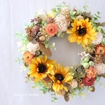 ひまわり　と　ムギワラギク：wreath