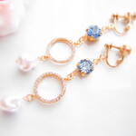 blue ling〜パール～【イヤリング】ゆらゆら揺れる    シンプル　ゴールド　ネジバネ式イヤリング/スワロフスキーイヤリング　サファイヤ