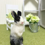 オーダー作品 うたっちポーズの小さなうさぎさん