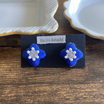 刺繍ピアス【あおいおはな】