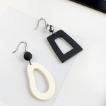 No.10　BLACK