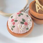 ローズ刺繍