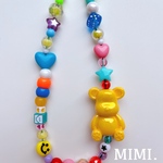 ビーズストラップ🐻スマホストラップ🩵ハンドストラップ⭐️カラフルくまPOP🟩¨̮*/MIMI. 