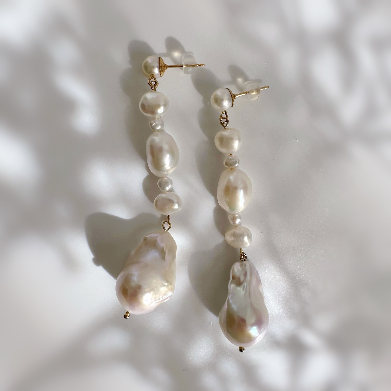 14kgf フレンチフック 大粒 バロックパール ピアス - Blanc